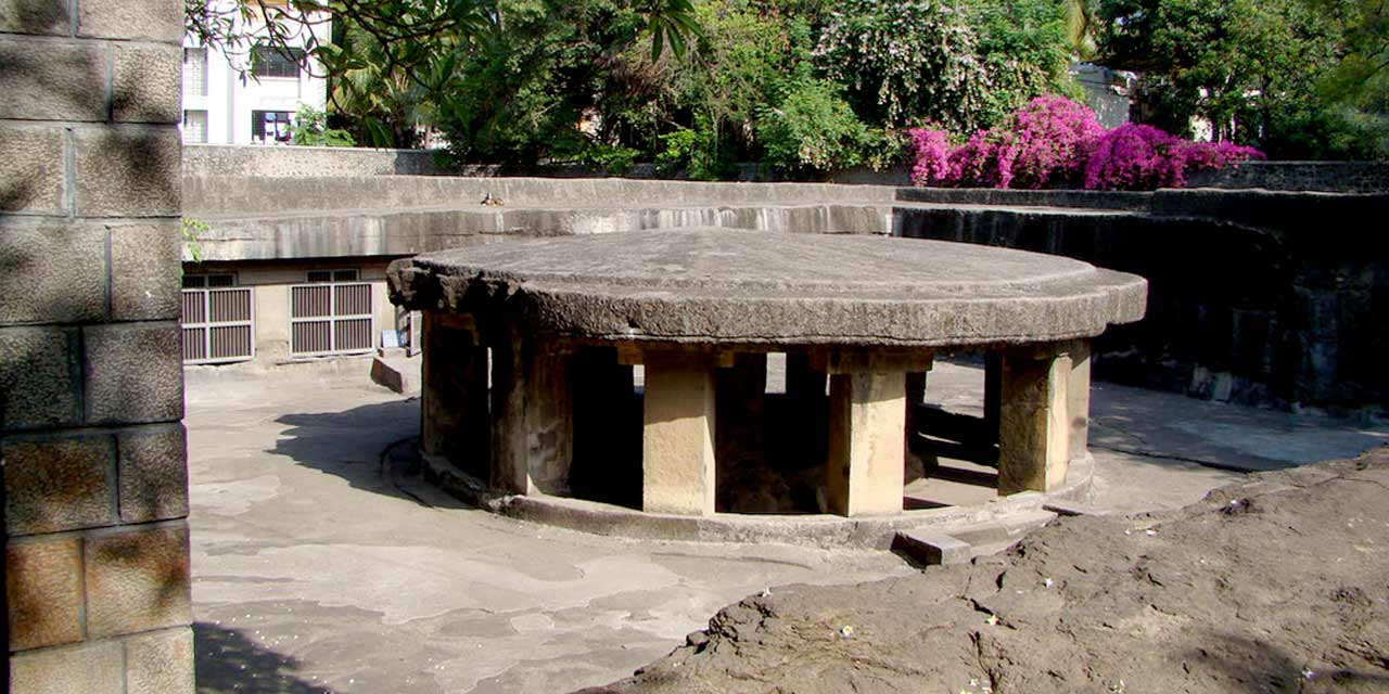 Pataleshwar Cave Temple, Pune Tourist Attraction