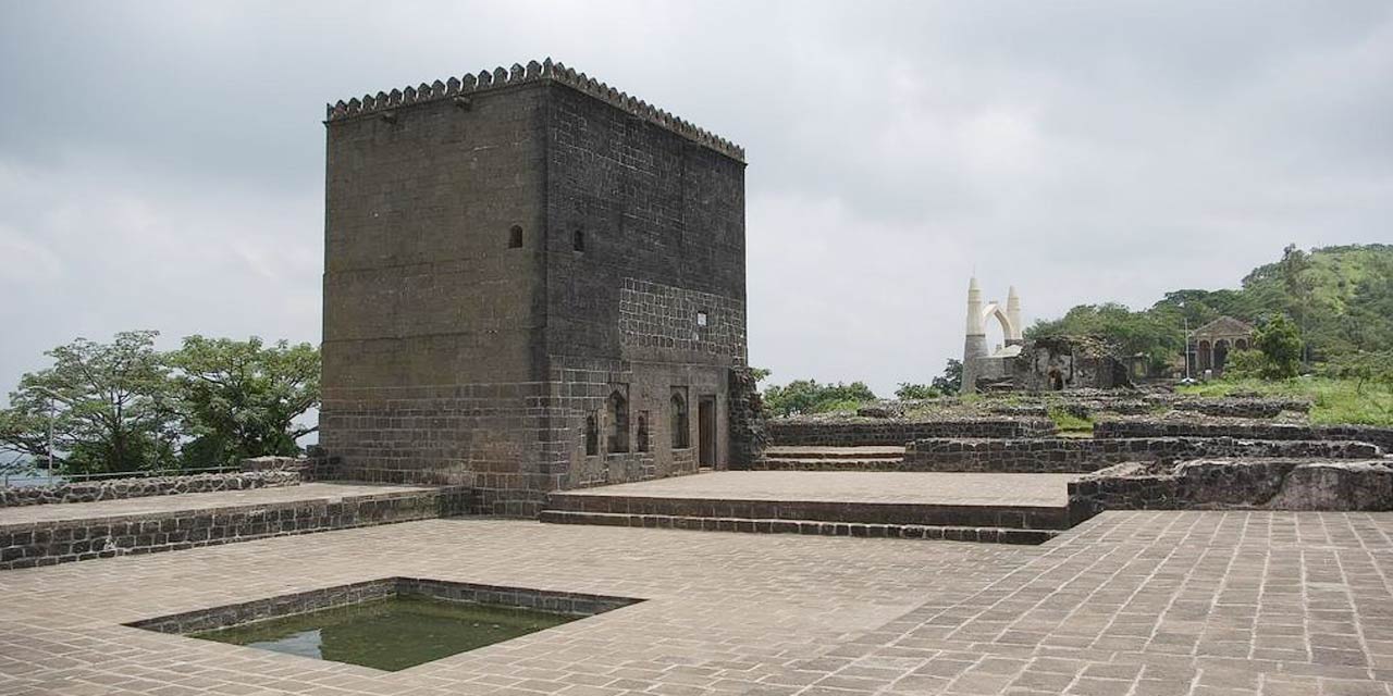 Shivneri Fort Pune