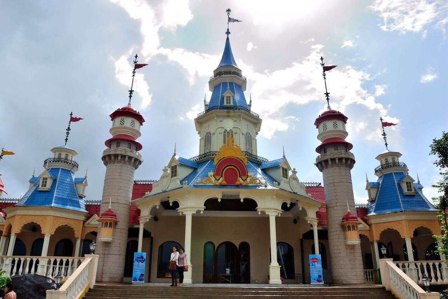 Imagica Adlabs, Amusement and Theme Parks in Pune