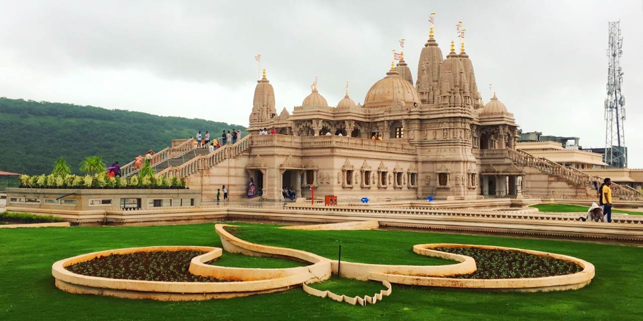 BAPS Shree Swaminarayan Mandir, Pune Tourist Attraction