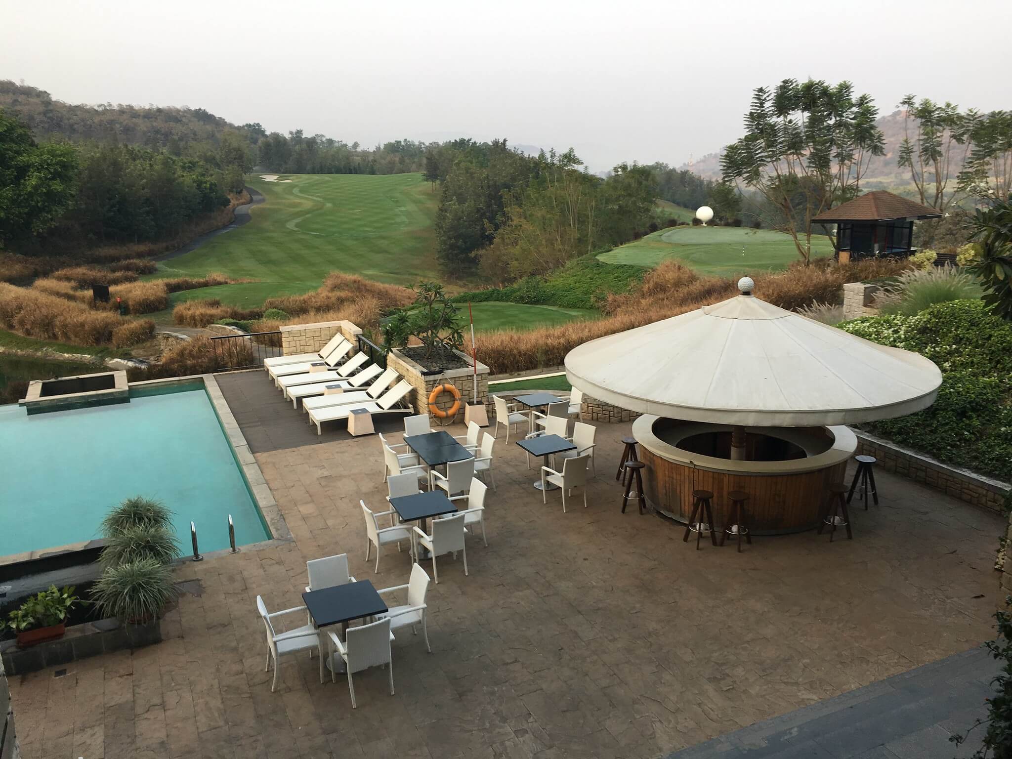 Oxford Golf Resort, Resorts in Pune